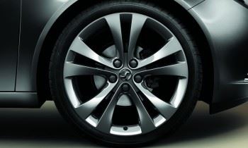 Insignia (2008-) 20 Inch 5 Double Spoke Alloy Wheels - Set of Four