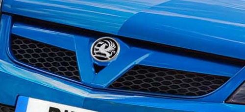 Vectra VXR Radiator Grille Moulding
