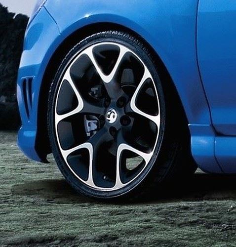 CORSA D 18" VXR BI-COLOUR ALLOY WHEELS SET OF 4  07-14