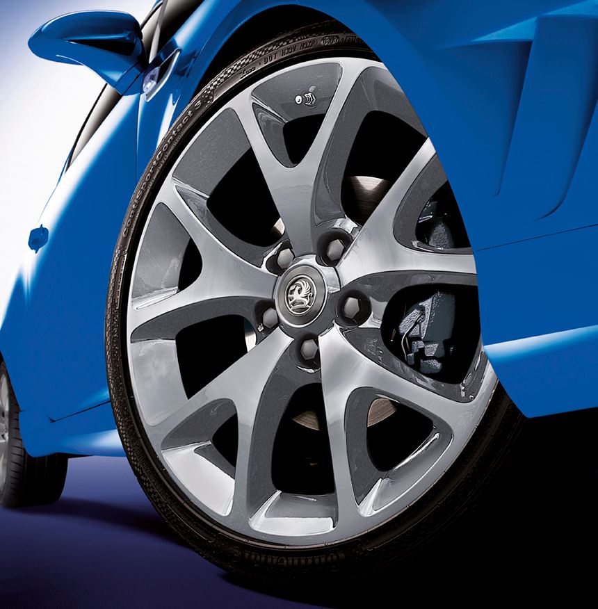 Corsa VXR 18 Inch Alloy Wheel, Titan (Matt Finish) — Vauxhall Superstore